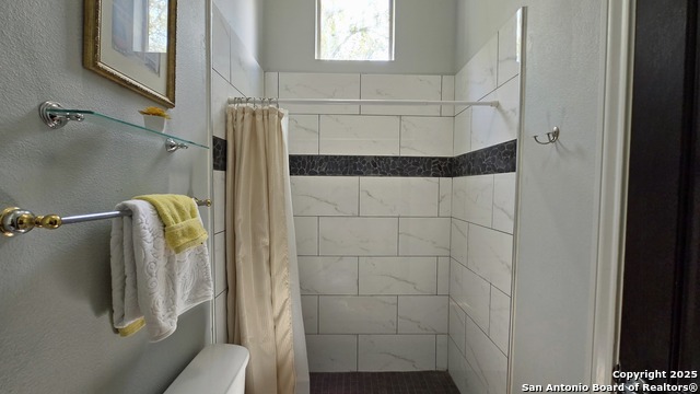 Listing photo id 15 for 37 Stratton