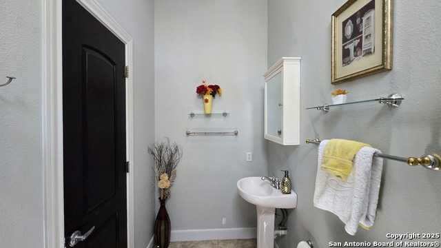 Listing photo id 16 for 37 Stratton
