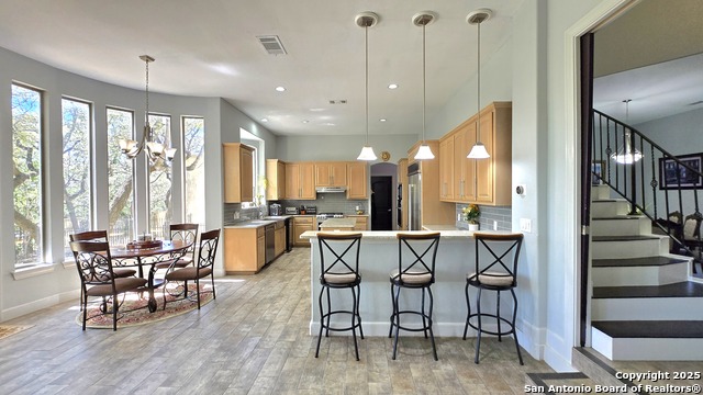 Listing photo id 20 for 37 Stratton