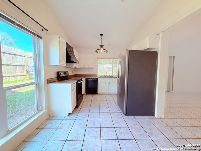 Image 14 of 33 For 7401 Oak Marsh