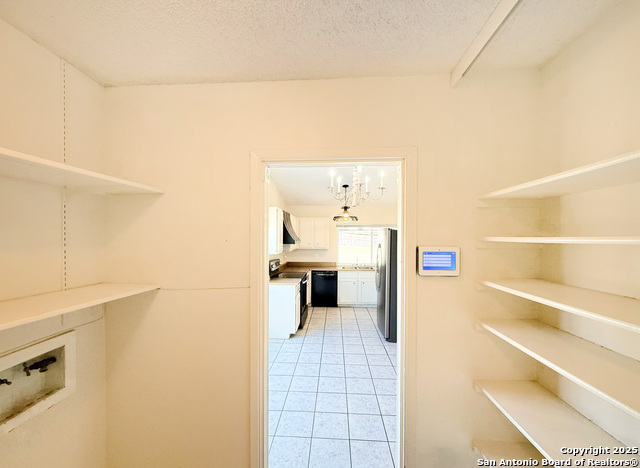 Image 17 of 33 For 7401 Oak Marsh