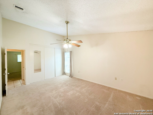 Image 18 of 33 For 7401 Oak Marsh