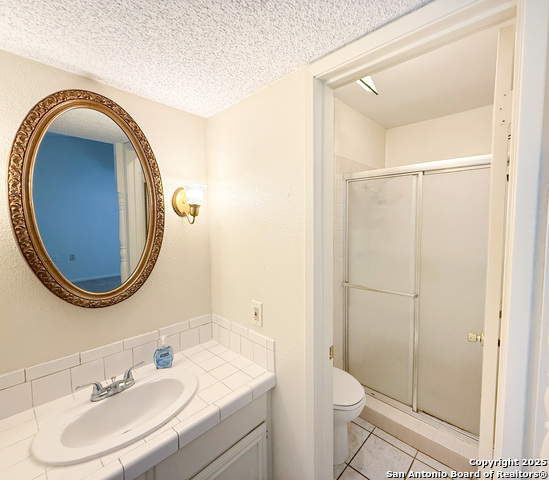 Image 22 of 33 For 7401 Oak Marsh