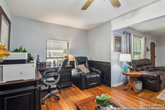 Listing photo id 10 for 270 Goodhue Ave