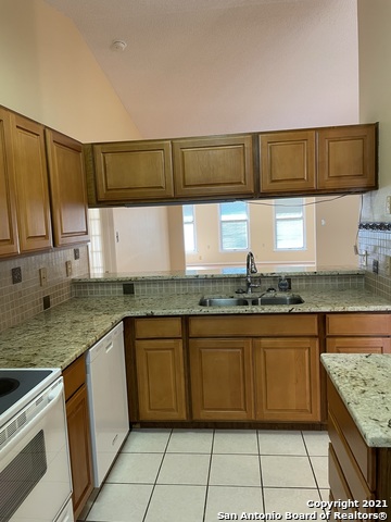 Image 7 of 31 For 9018 Woburn St