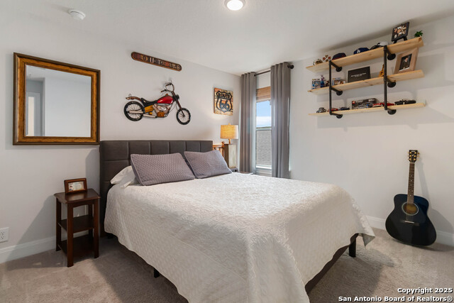 Image 30 of 44 For 9422 Van Horn