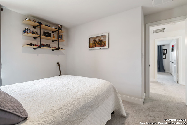 Image 31 of 44 For 9422 Van Horn