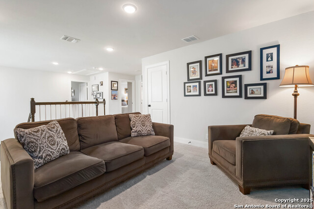 Image 38 of 44 For 9422 Van Horn