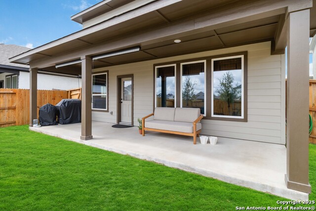 Image 43 of 44 For 9422 Van Horn