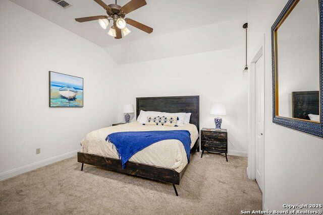 Image 36 of 41 For 851 River Cliff
