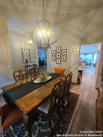 Listing photo id 16 for 607 San Dizier
