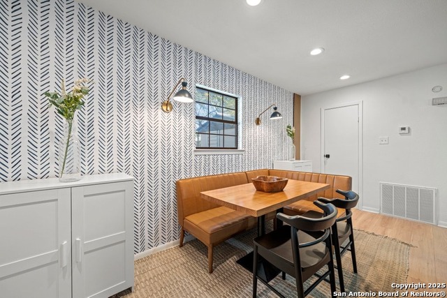 Image 8 of 20 For 512 Pecan Dr W