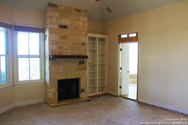 Image 7 of 25 For 1844 Reeh Rd