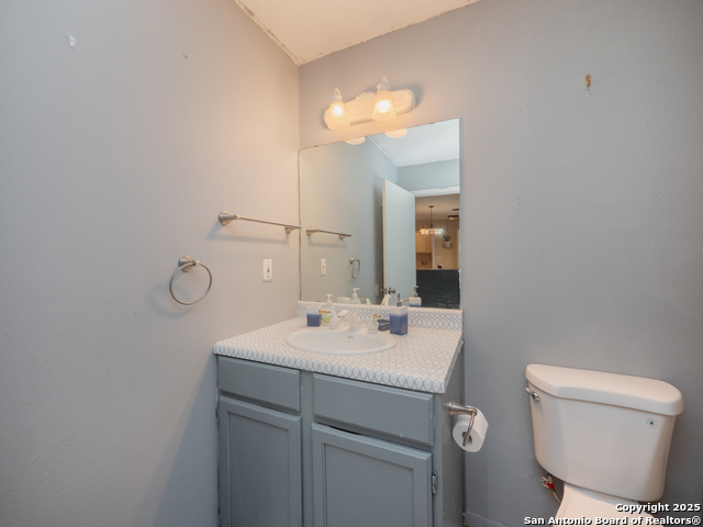 Image 20 of 52 For 310 East St  