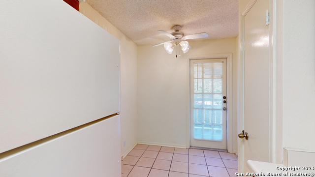 Image 17 of 30 For 7738 Chambers Rd  907