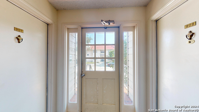 Image 2 of 30 For 7738 Chambers Rd  907