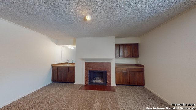 Image 5 of 30 For 7738 Chambers Rd  907