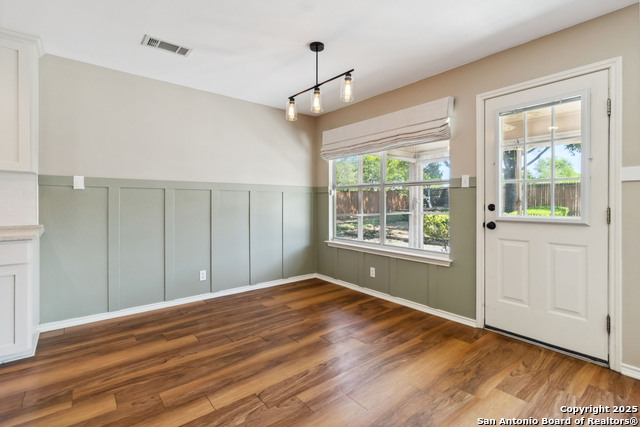 Image 15 of 52 For 3528 Hamilton Pl
