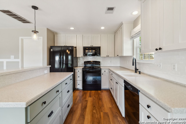 Image 19 of 52 For 3528 Hamilton Pl