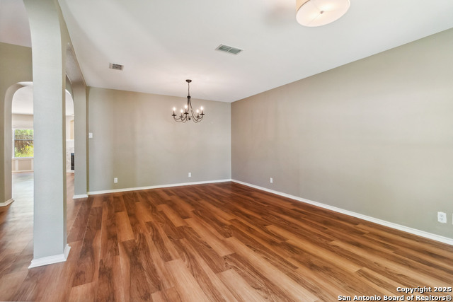Image 9 of 52 For 3528 Hamilton Pl