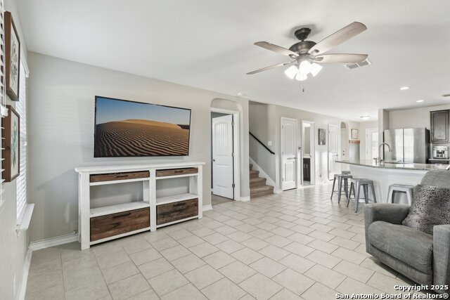 Image 13 of 56 For 8725 Ironwood Hl