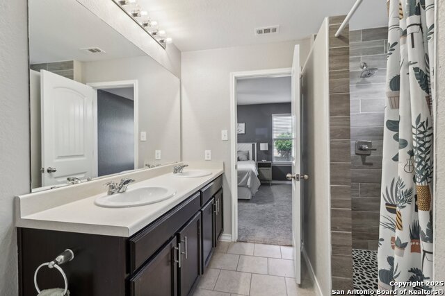 Image 25 of 56 For 8725 Ironwood Hl