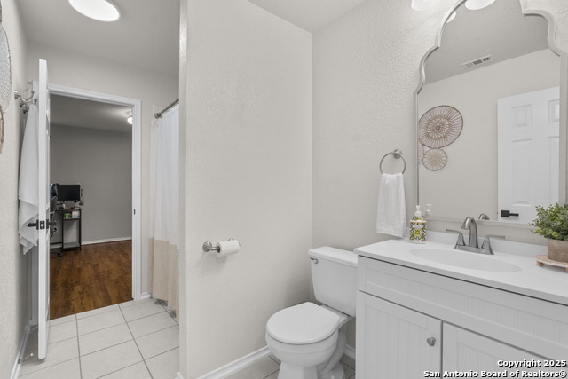 Listing photo id 10 for 6627 Port Elizabeth