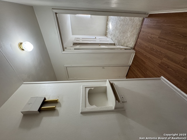 Image 15 of 19 For 115 Mcdougal Ave