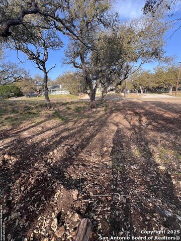 Listing photo id 1 for 3389 Lakeview
