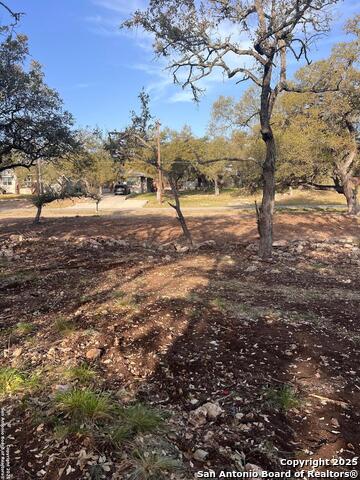 Listing photo id 2 for 3355 Lakeview