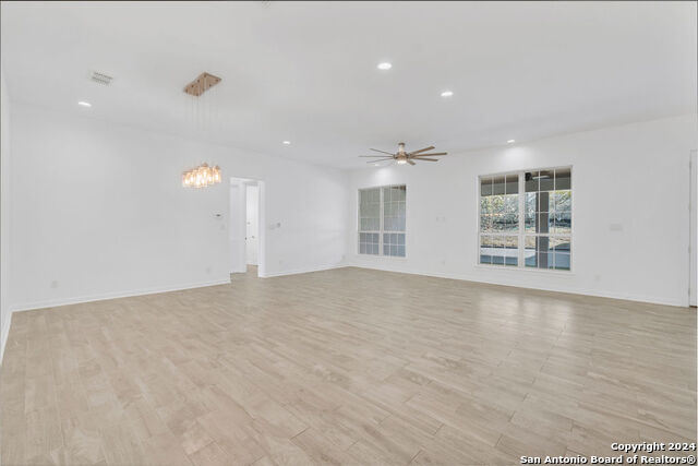 Image 10 of 27 For 1303 Summerfield