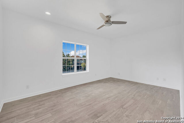 Image 21 of 27 For 1303 Summerfield