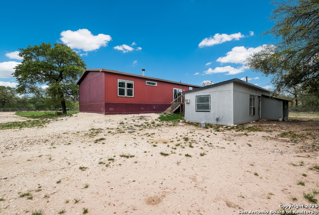 Image 20 of 27 For 384 Adcock