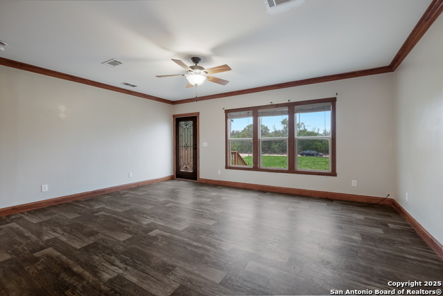 Image 4 of 27 For 384 Adcock