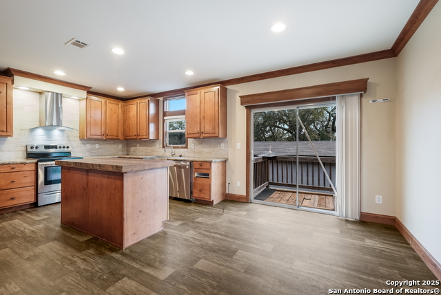 Image 5 of 27 For 384 Adcock