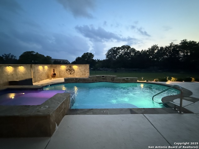 Image 12 of 71 For 211 Macaw Ln