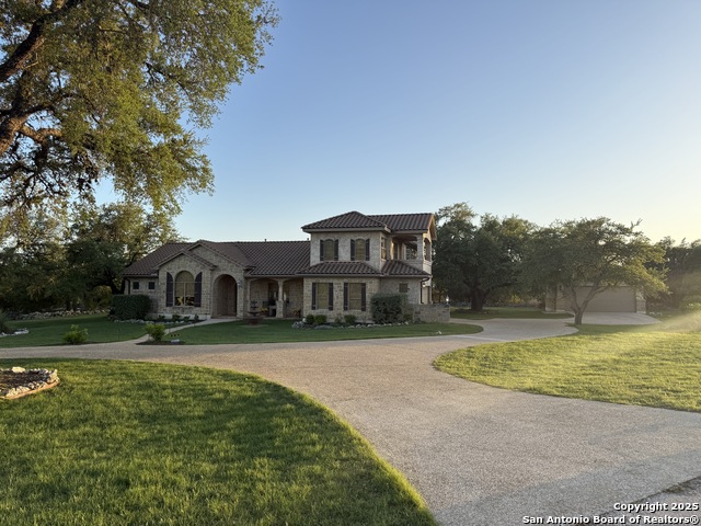 Image 8 of 71 For 211 Macaw Ln