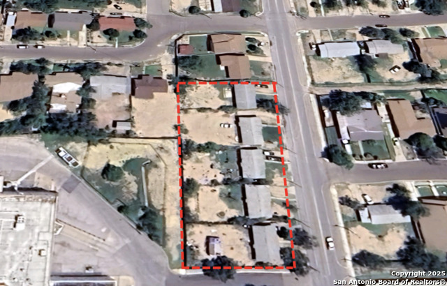 Listing photo id 0 for 471 Bibb N