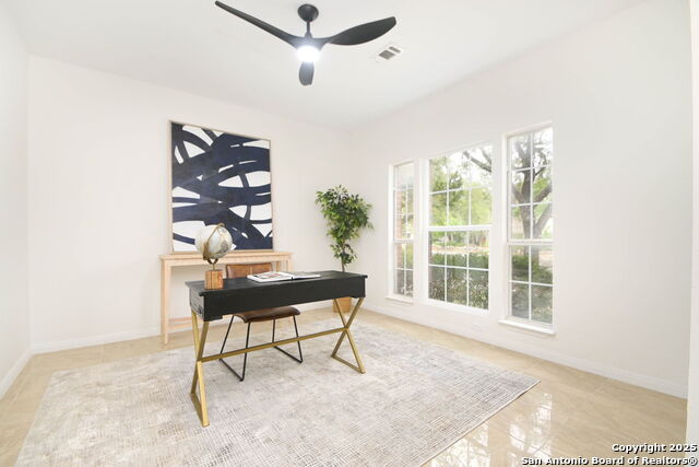 Listing photo id 17 for 11414 & 11418 Lago Vista