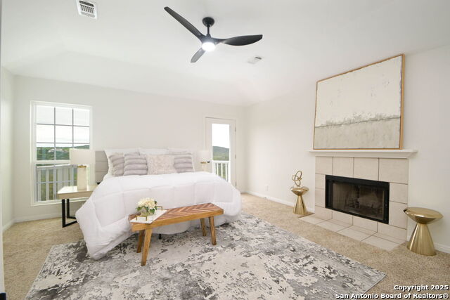 Listing photo id 26 for 11414 & 11418 Lago Vista