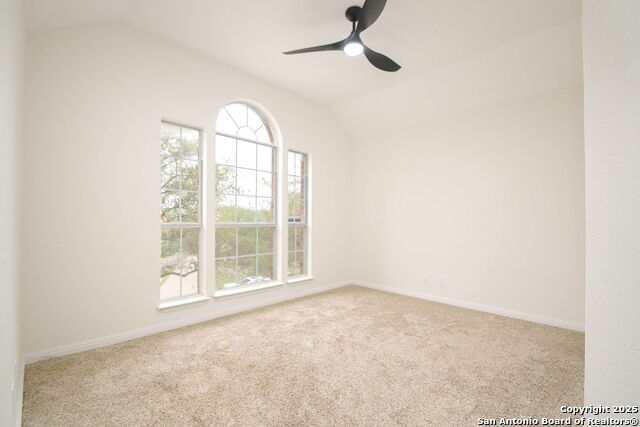 Listing photo id 34 for 11414 & 11418 Lago Vista