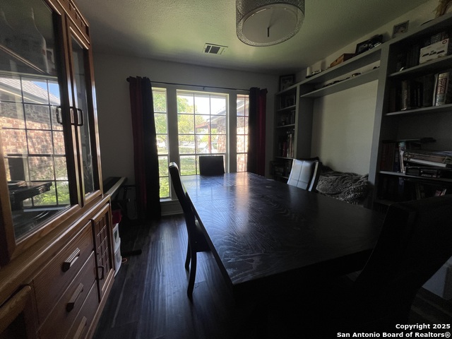 Image 10 of 26 For 4307 Lakebend West