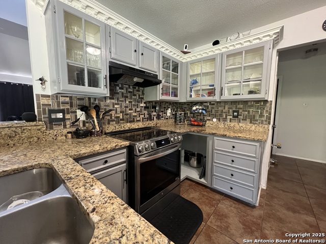 Image 11 of 26 For 4307 Lakebend West