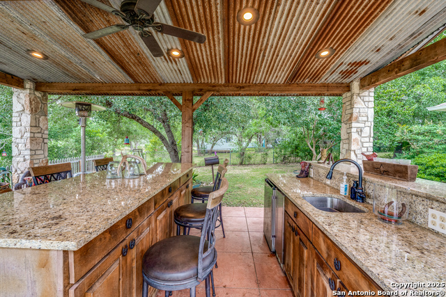 Listing photo id 19 for 10767 Rosemar Lane