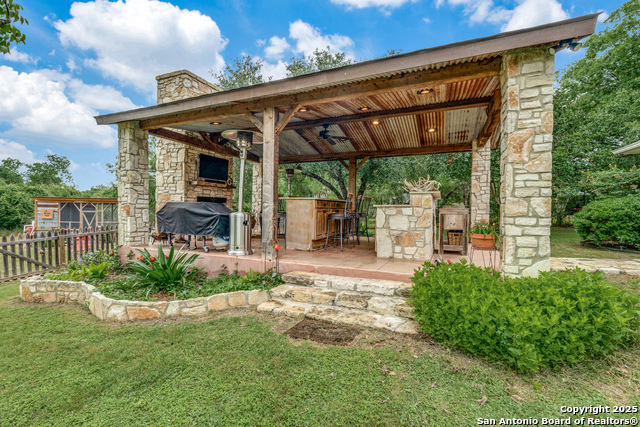 Listing photo id 20 for 10767 Rosemar Lane