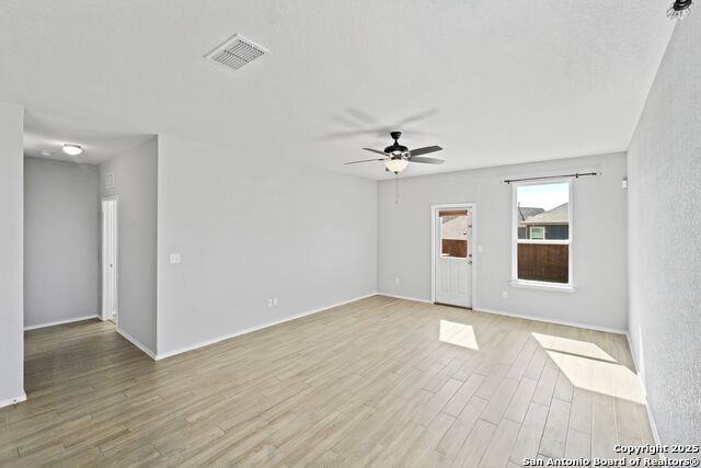 Image 29 of 37 For 416 Salz Way