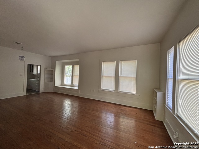 Image 4 of 15 For 740 Estes  