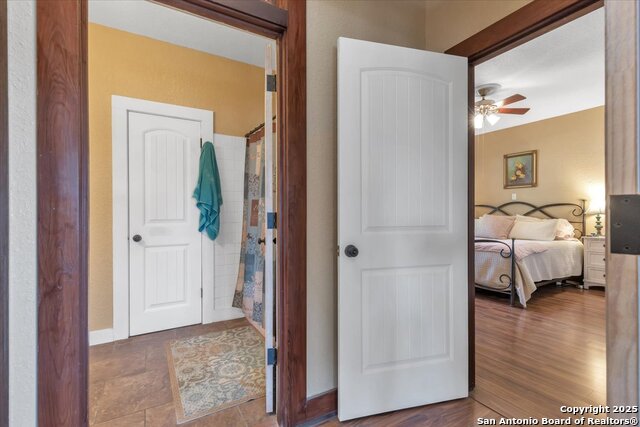 Listing photo id 8 for 1582 County Road 3700