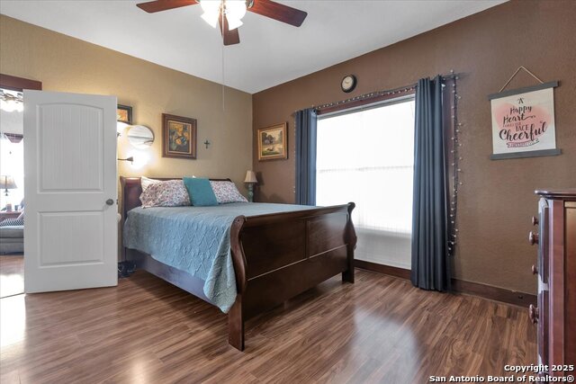 Listing photo id 16 for 1582 County Road 3700