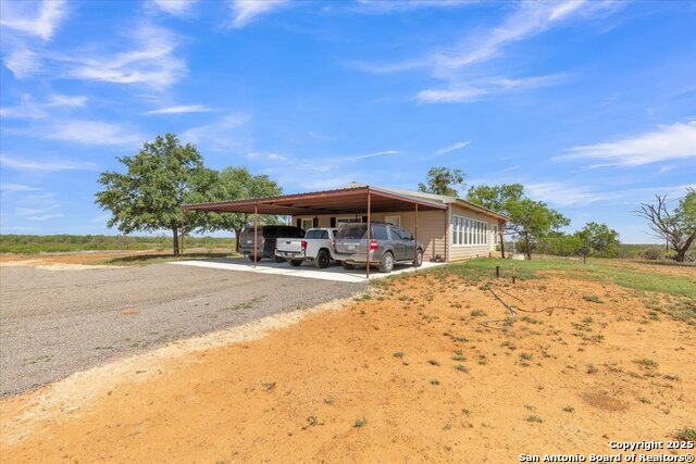 Listing photo id 20 for 1582 County Road 3700